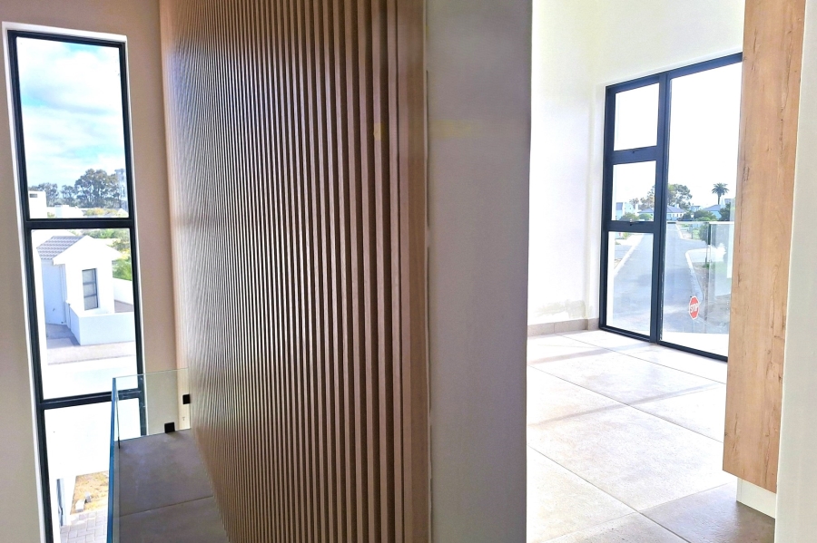 2 Bedroom Property for Sale in Shelley Point Western Cape